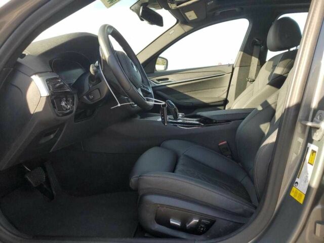 БМВ 5 Серия 2023 в Киеве на Automoto.ua Серый БМВ 5 Серия, объемом двигателя 2 л и пробегом 16 тыс. км за 9800 $, фото 6 на Automoto.ua