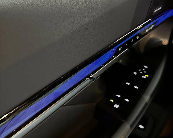 Серый БМВ 5 Серия, объемом двигателя 2 л и пробегом 12 тыс. км за 70000 $, фото 32 на Automoto.ua