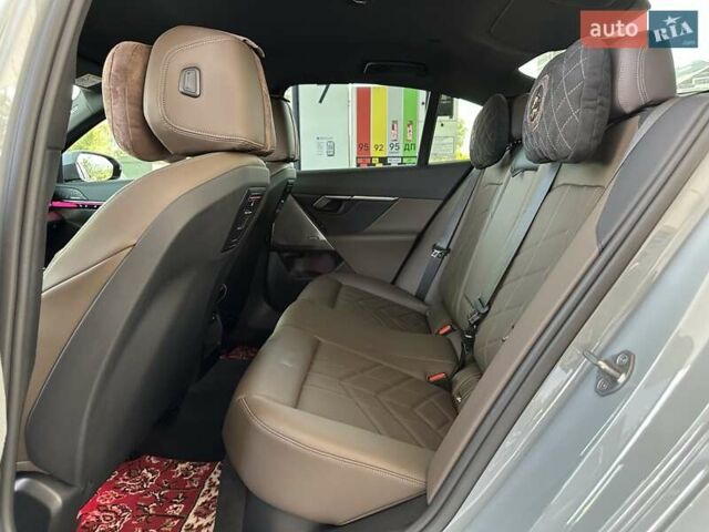 Серый БМВ 5 Серия, объемом двигателя 2 л и пробегом 19 тыс. км за 76000 $, фото 35 на Automoto.ua