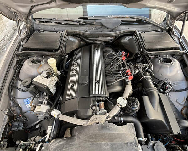 Сірий БМВ 5 Серія, об'ємом двигуна 2.49 л та пробігом 354 тис. км за 5200 $, фото 6 на Automoto.ua