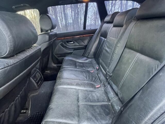 Серый БМВ 5 Серия, объемом двигателя 2.8 л и пробегом 430 тыс. км за 4350 $, фото 14 на Automoto.ua