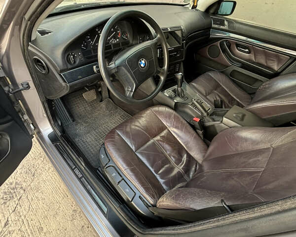 Сірий БМВ 5 Серія, об'ємом двигуна 2.49 л та пробігом 354 тис. км за 5200 $, фото 5 на Automoto.ua