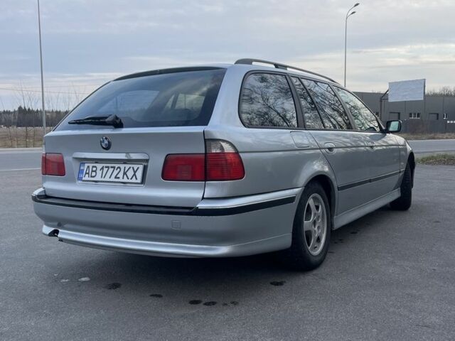 Серый БМВ 5 Серия, объемом двигателя 2.8 л и пробегом 430 тыс. км за 4350 $, фото 6 на Automoto.ua