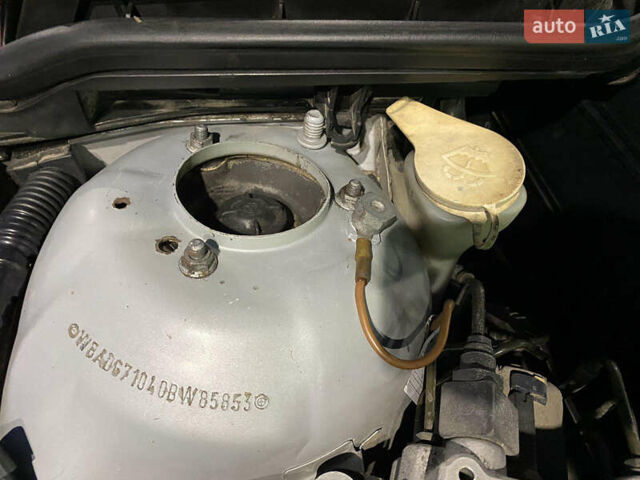 Сірий БМВ 5 Серія, об'ємом двигуна 2.5 л та пробігом 423 тис. км за 3700 $, фото 31 на Automoto.ua