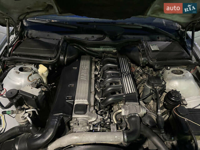 Сірий БМВ 5 Серія, об'ємом двигуна 2.5 л та пробігом 423 тис. км за 3700 $, фото 33 на Automoto.ua