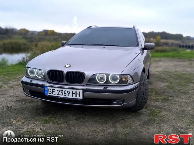 Серый БМВ 5 Серия, объемом двигателя 2.5 л и пробегом 350 тыс. км за 4000 $, фото 2 на Automoto.ua