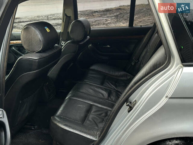 Сірий БМВ 5 Серія, об'ємом двигуна 2.5 л та пробігом 390 тис. км за 2600 $, фото 5 на Automoto.ua