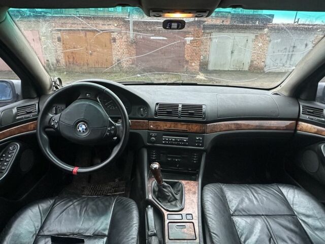 Сірий БМВ 5 Серія, об'ємом двигуна 2.5 л та пробігом 254 тис. км за 2600 $, фото 9 на Automoto.ua