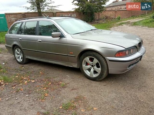 Серый БМВ 5 Серия, объемом двигателя 2.5 л и пробегом 350 тыс. км за 3500 $, фото 15 на Automoto.ua