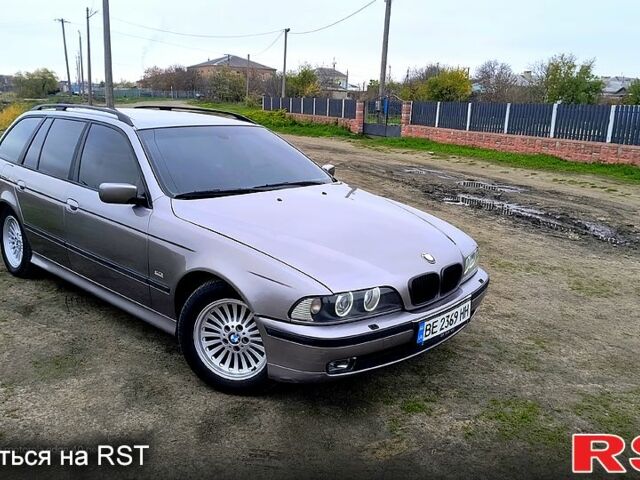 Серый БМВ 5 Серия, объемом двигателя 2.5 л и пробегом 350 тыс. км за 4000 $, фото 5 на Automoto.ua