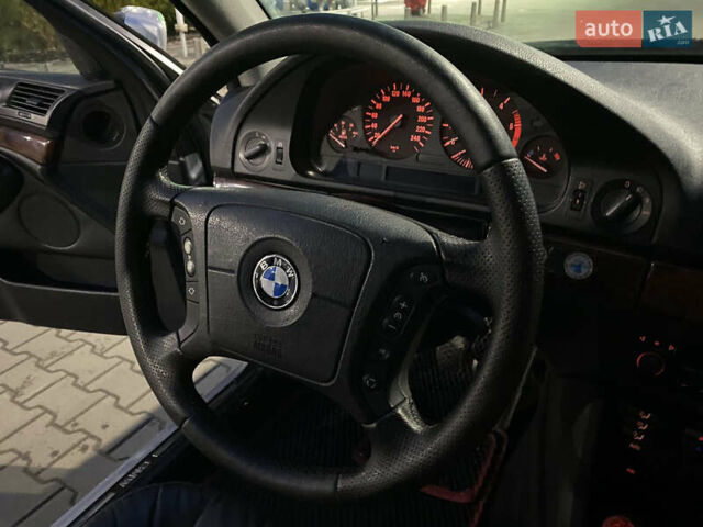 Сірий БМВ 5 Серія, об'ємом двигуна 2.5 л та пробігом 423 тис. км за 3700 $, фото 22 на Automoto.ua