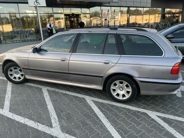 Серый БМВ 5 Серия, объемом двигателя 2 л и пробегом 324 тыс. км за 3700 $, фото 4 на Automoto.ua