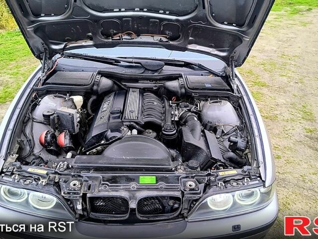 Серый БМВ 5 Серия, объемом двигателя 2.5 л и пробегом 350 тыс. км за 4000 $, фото 7 на Automoto.ua