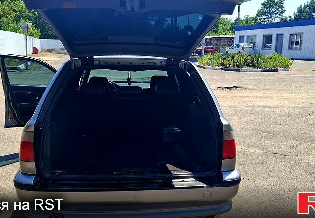 Сірий БМВ 5 Серія, об'ємом двигуна 2.5 л та пробігом 0 тис. км за 3900 $, фото 6 на Automoto.ua