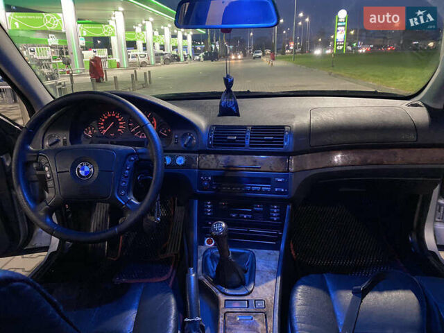 Сірий БМВ 5 Серія, об'ємом двигуна 2.5 л та пробігом 423 тис. км за 3700 $, фото 26 на Automoto.ua