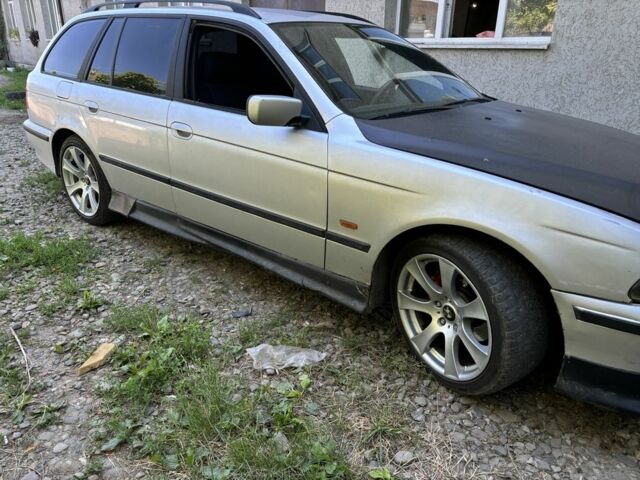 Серый БМВ 5 Серия, объемом двигателя 2.5 л и пробегом 300 тыс. км за 3500 $, фото 4 на Automoto.ua