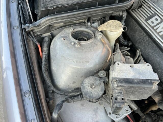 Серый БМВ 5 Серия, объемом двигателя 2 л и пробегом 290 тыс. км за 3300 $, фото 21 на Automoto.ua