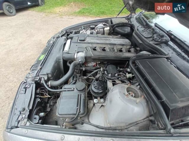 Серый БМВ 5 Серия, объемом двигателя 2.5 л и пробегом 350 тыс. км за 3500 $, фото 2 на Automoto.ua