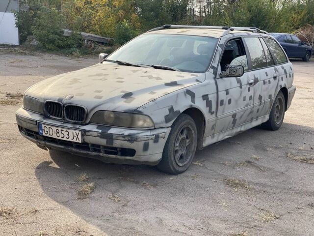 Серый БМВ 5 Серия, объемом двигателя 2.5 л и пробегом 450 тыс. км за 1850 $, фото 3 на Automoto.ua