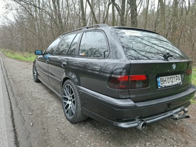 Серый БМВ 5 Серия, объемом двигателя 2.5 л и пробегом 284 тыс. км за 5900 $, фото 11 на Automoto.ua