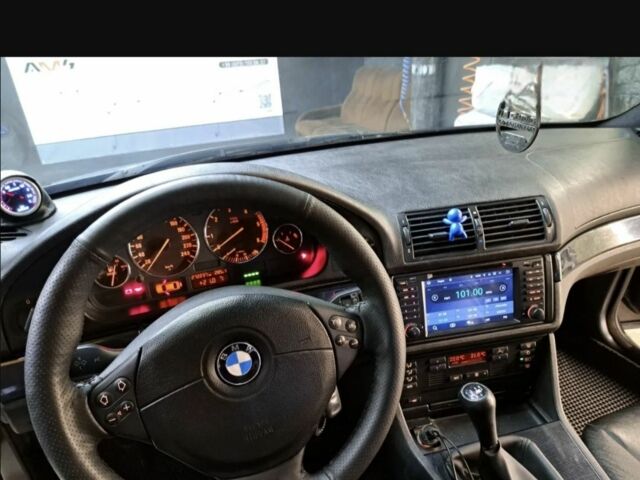 Серый БМВ 5 Серия, объемом двигателя 2.5 л и пробегом 284 тыс. км за 5900 $, фото 7 на Automoto.ua