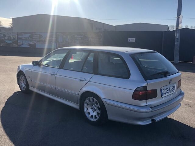 Серый БМВ 5 Серия, объемом двигателя 3 л и пробегом 350 тыс. км за 2300 $, фото 2 на Automoto.ua