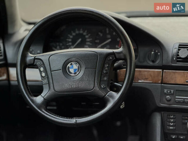 БМВ 5 Серия 2000 в Ивано-Франковске на Automoto.ua Серый БМВ 5 Серия, объемом двигателя 3 л и пробегом 340 тыс. км за 5400 $, фото 17 на Automoto.ua