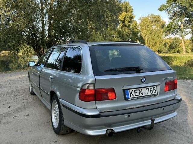 Серый БМВ 5 Серия, объемом двигателя 2.5 л и пробегом 373 тыс. км за 2000 $, фото 2 на Automoto.ua