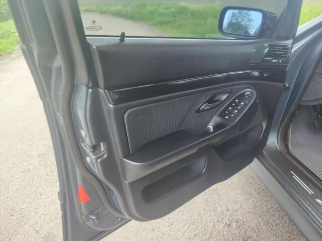 Сірий БМВ 5 Серія, об'ємом двигуна 2.5 л та пробігом 385 тис. км за 4850 $, фото 20 на Automoto.ua