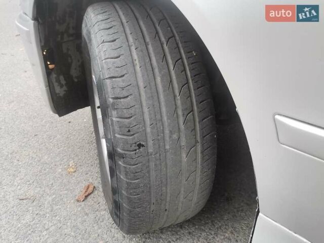 Сірий БМВ 5 Серія, об'ємом двигуна 2.5 л та пробігом 480 тис. км за 5400 $, фото 16 на Automoto.ua