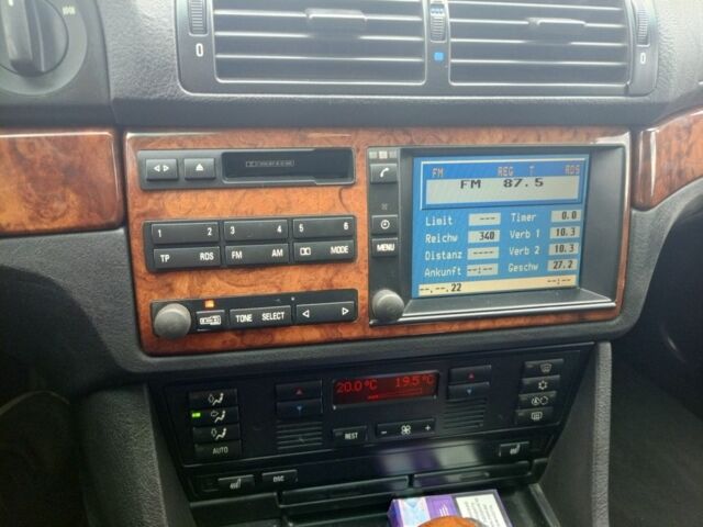 Серый БМВ 5 Серия, объемом двигателя 2.9 л и пробегом 420 тыс. км за 3200 $, фото 4 на Automoto.ua