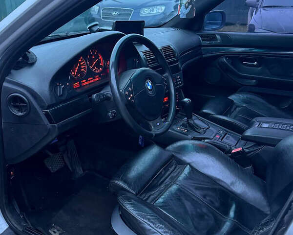 Сірий БМВ 5 Серія, об'ємом двигуна 3 л та пробігом 420 тис. км за 4850 $, фото 4 на Automoto.ua