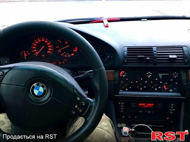 Серый БМВ 5 Серия, объемом двигателя 3 л и пробегом 0 тыс. км за 4550 $, фото 9 на Automoto.ua