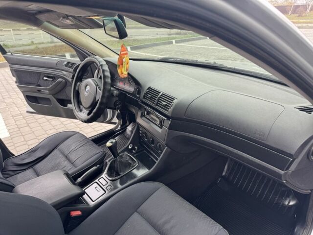 Серый БМВ 5 Серия, объемом двигателя 2 л и пробегом 300 тыс. км за 2750 $, фото 11 на Automoto.ua