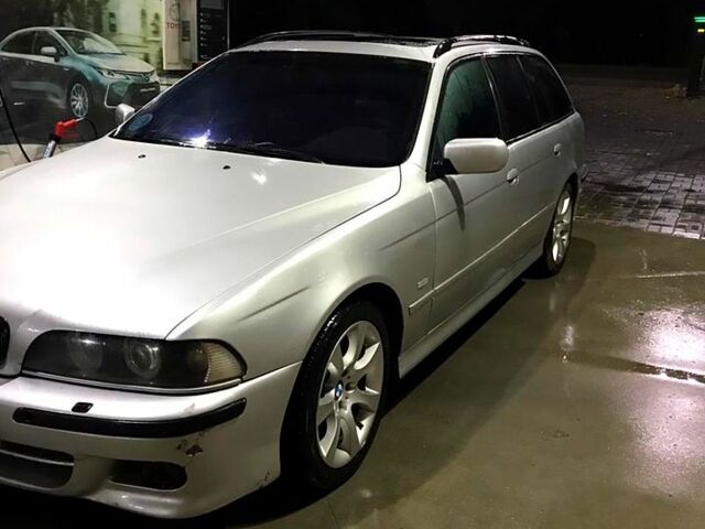 Серый БМВ 5 Серия, объемом двигателя 3 л и пробегом 0 тыс. км за 4550 $, фото 3 на Automoto.ua