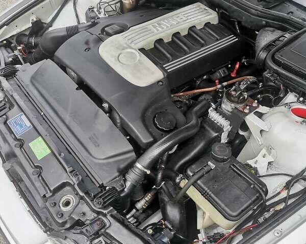 Сірий БМВ 5 Серія, об'ємом двигуна 2.5 л та пробігом 480 тис. км за 5400 $, фото 18 на Automoto.ua