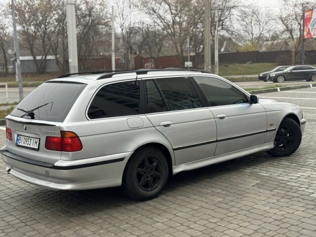 Серый БМВ 5 Серия, объемом двигателя 2 л и пробегом 300 тыс. км за 2750 $, фото 3 на Automoto.ua