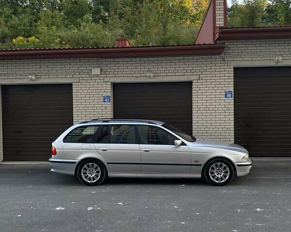 Серый БМВ 5 Серия, объемом двигателя 2.93 л и пробегом 401 тыс. км за 3800 $, фото 5 на Automoto.ua