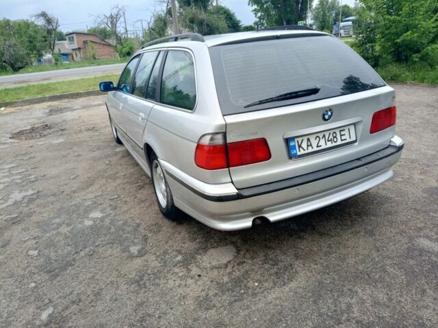 Серый БМВ 5 Серия, объемом двигателя 2.9 л и пробегом 420 тыс. км за 3200 $, фото 6 на Automoto.ua