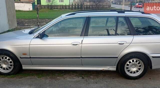 Серый БМВ 5 Серия, объемом двигателя 2.5 л и пробегом 400 тыс. км за 3300 $, фото 2 на Automoto.ua