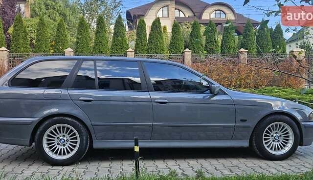 Сірий БМВ 5 Серія, об'ємом двигуна 3 л та пробігом 321 тис. км за 6200 $, фото 2 на Automoto.ua
