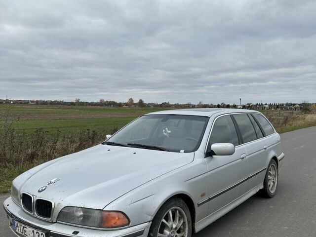 Серый БМВ 5 Серия, объемом двигателя 0 л и пробегом 3 тыс. км за 1859 $, фото 5 на Automoto.ua