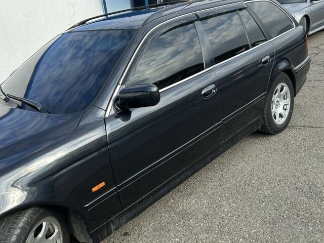 Серый БМВ 5 Серия, объемом двигателя 2 л и пробегом 123 тыс. км за 3800 $, фото 6 на Automoto.ua