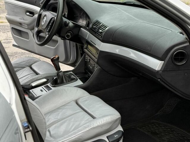 Сірий БМВ 5 Серія, об'ємом двигуна 2 л та пробігом 390 тис. км за 3750 $, фото 12 на Automoto.ua