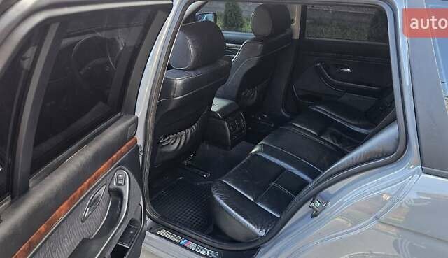 Сірий БМВ 5 Серія, об'ємом двигуна 3 л та пробігом 321 тис. км за 6200 $, фото 9 на Automoto.ua
