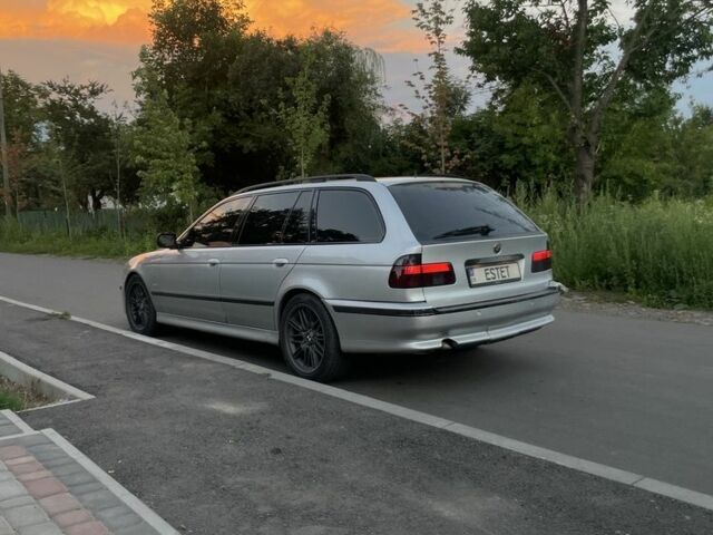 Сірий БМВ 5 Серія, об'ємом двигуна 3 л та пробігом 450 тис. км за 4860 $, фото 4 на Automoto.ua