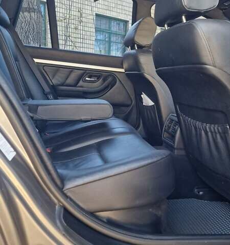 Сірий БМВ 5 Серія, об'ємом двигуна 3 л та пробігом 364 тис. км за 9300 $, фото 28 на Automoto.ua