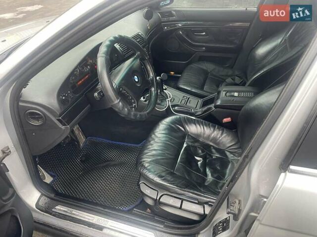 Сірий БМВ 5 Серія, об'ємом двигуна 3 л та пробігом 506 тис. км за 4000 $, фото 5 на Automoto.ua