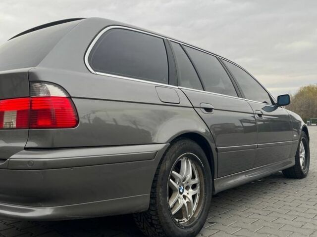 Серый БМВ 5 Серия, объемом двигателя 3 л и пробегом 260 тыс. км за 5200 $, фото 14 на Automoto.ua