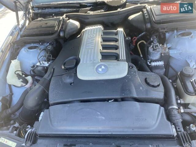 Серый БМВ 5 Серия, объемом двигателя 2.93 л и пробегом 320 тыс. км за 4700 $, фото 11 на Automoto.ua